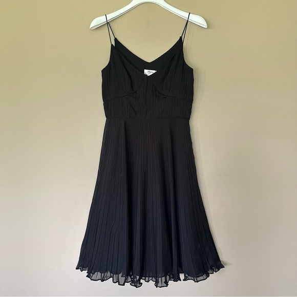 LOFT Dresses & Skirts - Loft Little Black Dress Women Size 2 Classic Pleated Spaghetti Strap Flowy Flare